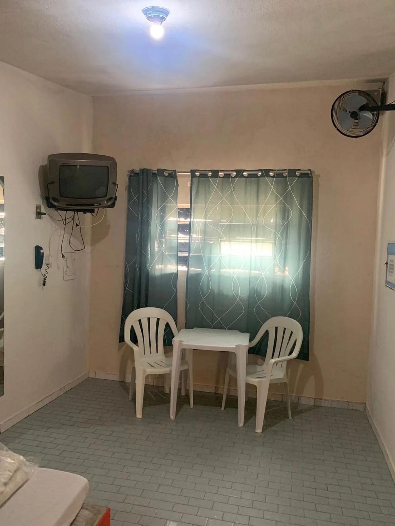קמפינה גראנדה Temporada Cg - Hiper Motel מראה חיצוני תמונה