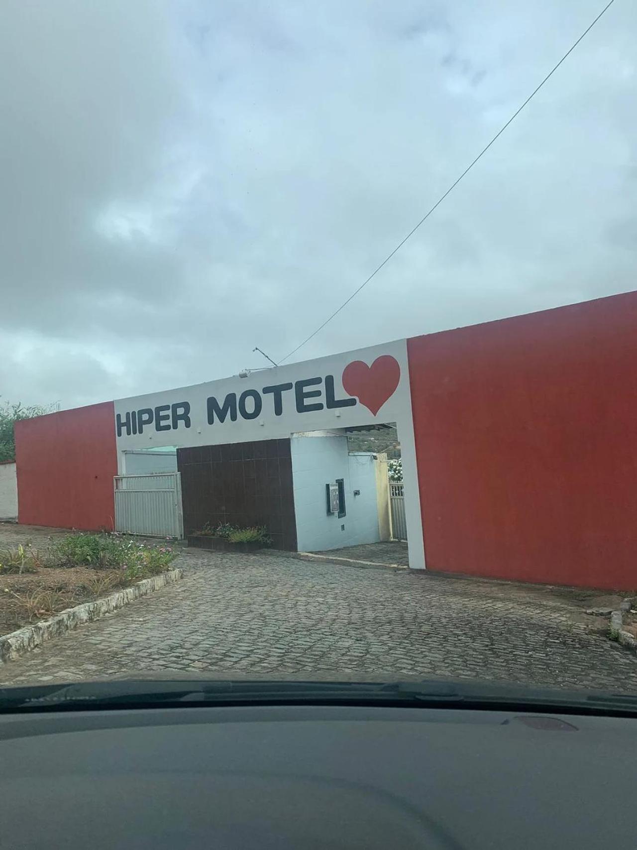 קמפינה גראנדה Temporada Cg - Hiper Motel מראה חיצוני תמונה